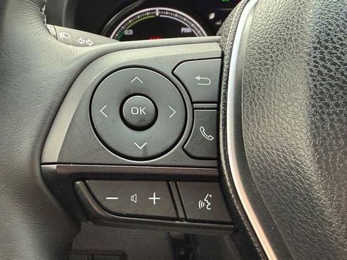 Used 2023 Toyota Venza LE AWD/4WD image 13
