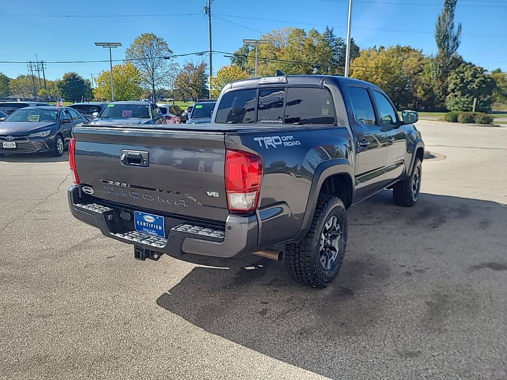 Used 2016 Toyota Tacoma TRD Off-Road w/ Premium & Technology Package RWD image 6