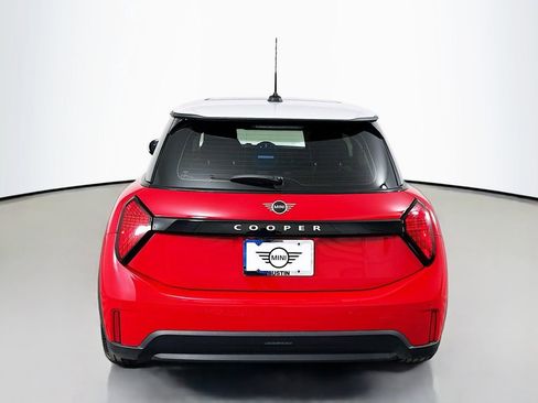 Certified 2025 MINI Cooper 2-Door Hardtop image 6