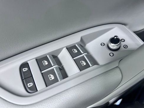 Used 2024 Audi Q5 2.0T Premium image 5