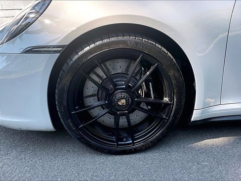 Certified 2022 Porsche 911 Carrera GTS RWD image 14