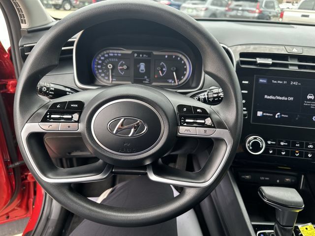 Used 2023 Hyundai Tucson SEL AWD/4WD image 14