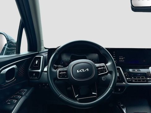 Certified 2023 Kia Sorento EX AWD/4WD image 25