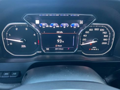 Used 2020 GMC Sierra 3500 Denali w/ Denali Ultimate Package image 23