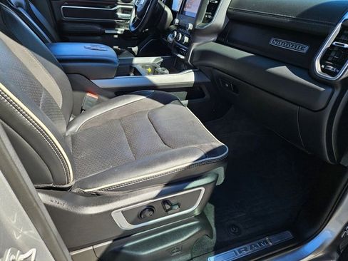 Used 2022 RAM 1500 Laramie w/ Sport Appearance Package image 19