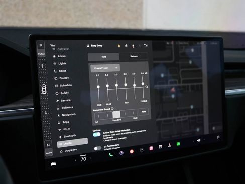 Used 2021 Tesla Model S Plaid image 52