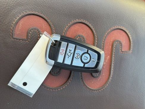 Used 2022 Ford F350 King Ranch image 30