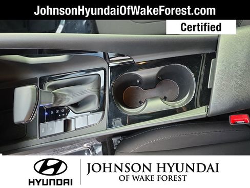 Certified 2025 Hyundai Elantra SEL image 29