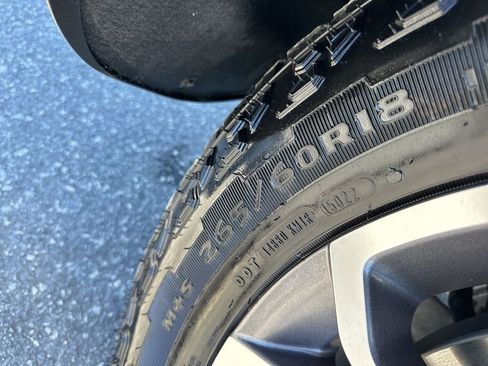 Used 2023 Jeep Grand Cherokee Trailhawk image 38