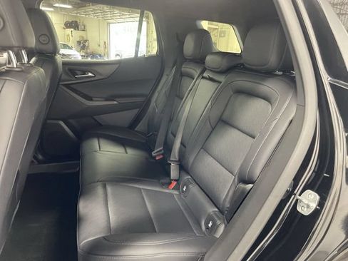 Used 2025 Chevrolet Equinox LT w/ Convenience Package II AWD/4WD image 23