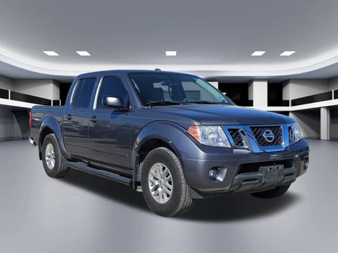 Used 2017 Nissan Frontier SV w/ SV Value Truck Package image 7