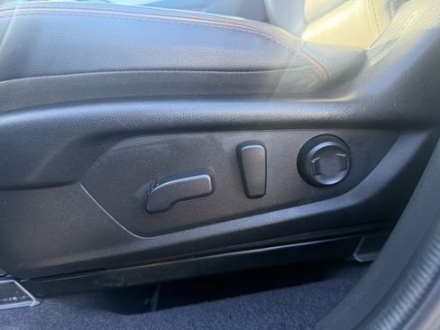 Used 2025 Subaru Forester Sport w/ Popular Package #2 image 19