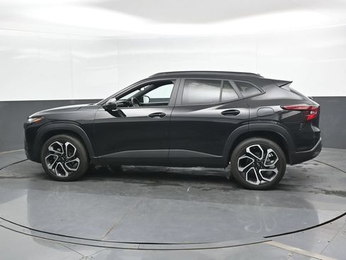 Used 2025 Chevrolet Trax RS w/ Sunroof Package FWD image 10