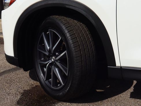 Used 2018 MAZDA CX-5 Touring image 6