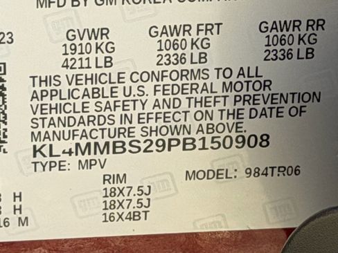 Used 2023 Buick Encore GX Preferred image 35