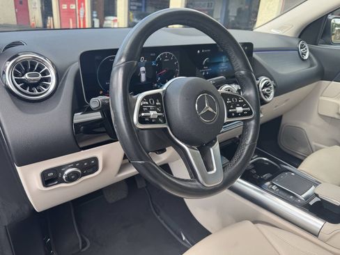 Used 2021 Mercedes-Benz GLA 250 4MATIC image 16