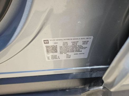 Used 2025 Chevrolet Equinox LT AWD/4WD image 31