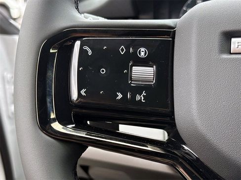 New 2026 Land Rover Range Rover Evoque Dynamic SE image 29