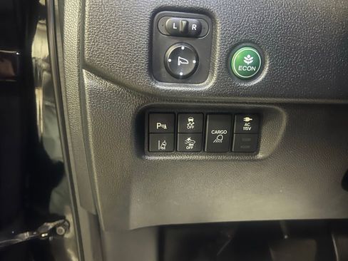 Used 2017 Honda Ridgeline Black Edition image 22