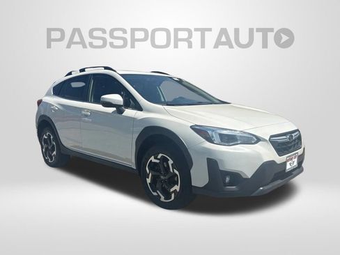 Used 2021 Subaru Crosstrek 2.5i Limited w/ Moonroof Package 2 AWD/4WD image 3
