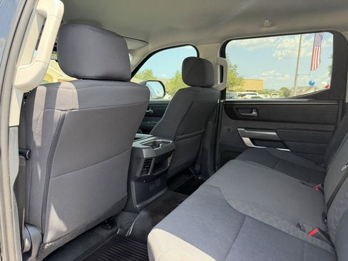 Used 2023 Toyota Tundra SR5 w/ SR5 Convenience Package AWD/4WD image 9