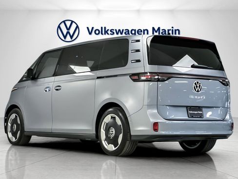 New 2025 Volkswagen ID. Buzz Pro S image 3