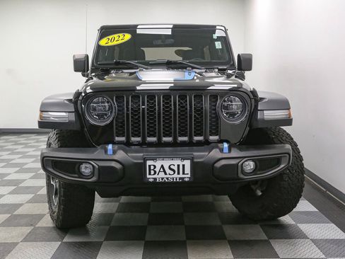 Used 2022 Jeep Wrangler Unlimited Rubicon 4xe w/ Cold Weather Group AWD/4WD image 3