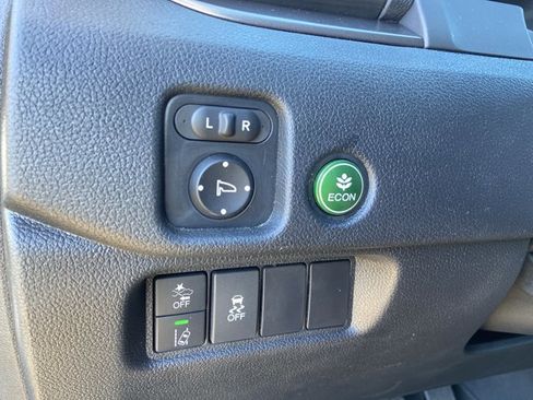 Used 2022 Honda Pilot Special Edition image 46