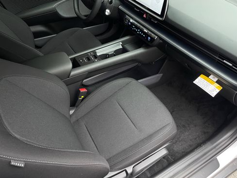 New 2025 Hyundai Ioniq 6 SE image 22