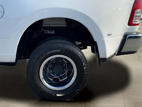 Used 2024 RAM 3500 Big Horn image 41