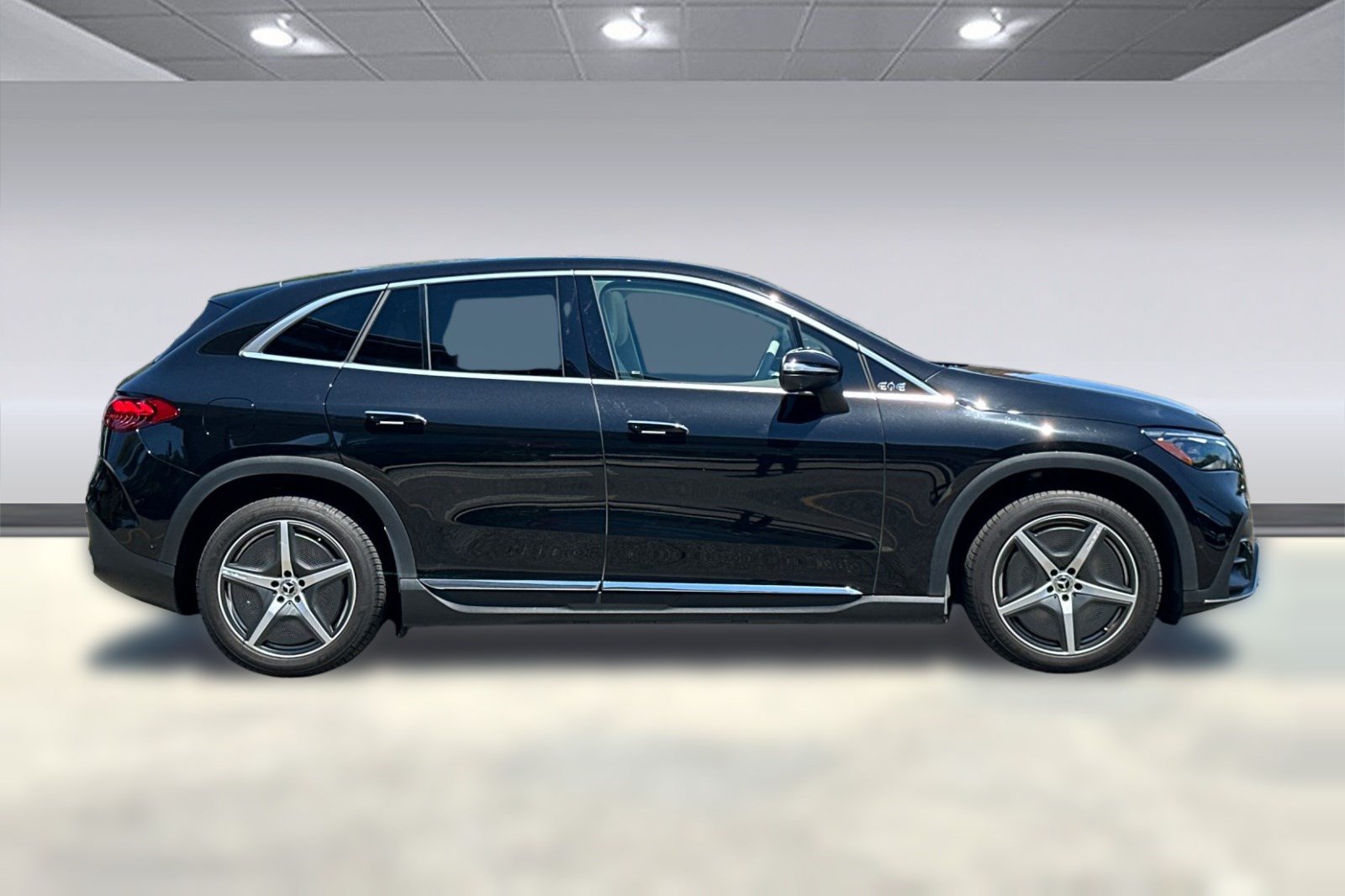 Certified 2023 Mercedes-Benz EQE 500 4MATIC SUV image 7