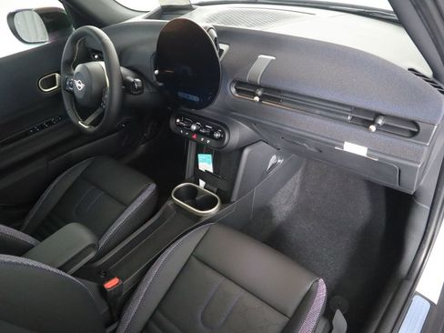 New 2026 MINI Cooper 4-Door Hardtop image 16