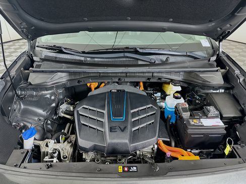 Used 2022 Kia Niro EX Premium image 33