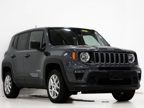 Certified 2023 Jeep Renegade Latitude image 1