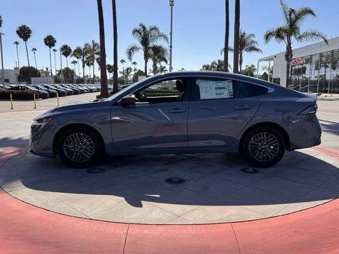 New 2026 Nissan Sentra SV FWD image 5