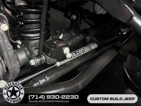 Used 2025 Jeep Wrangler Unlimited Rubicon 4xe w/ Convenience Group AWD/4WD image 28