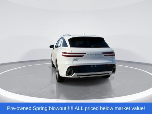 Used 2022 Genesis GV70 2.5T w/ Select Package AWD/4WD image 6