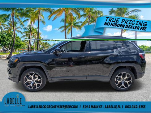 Used 2025 Jeep Compass Limited AWD/4WD image 6
