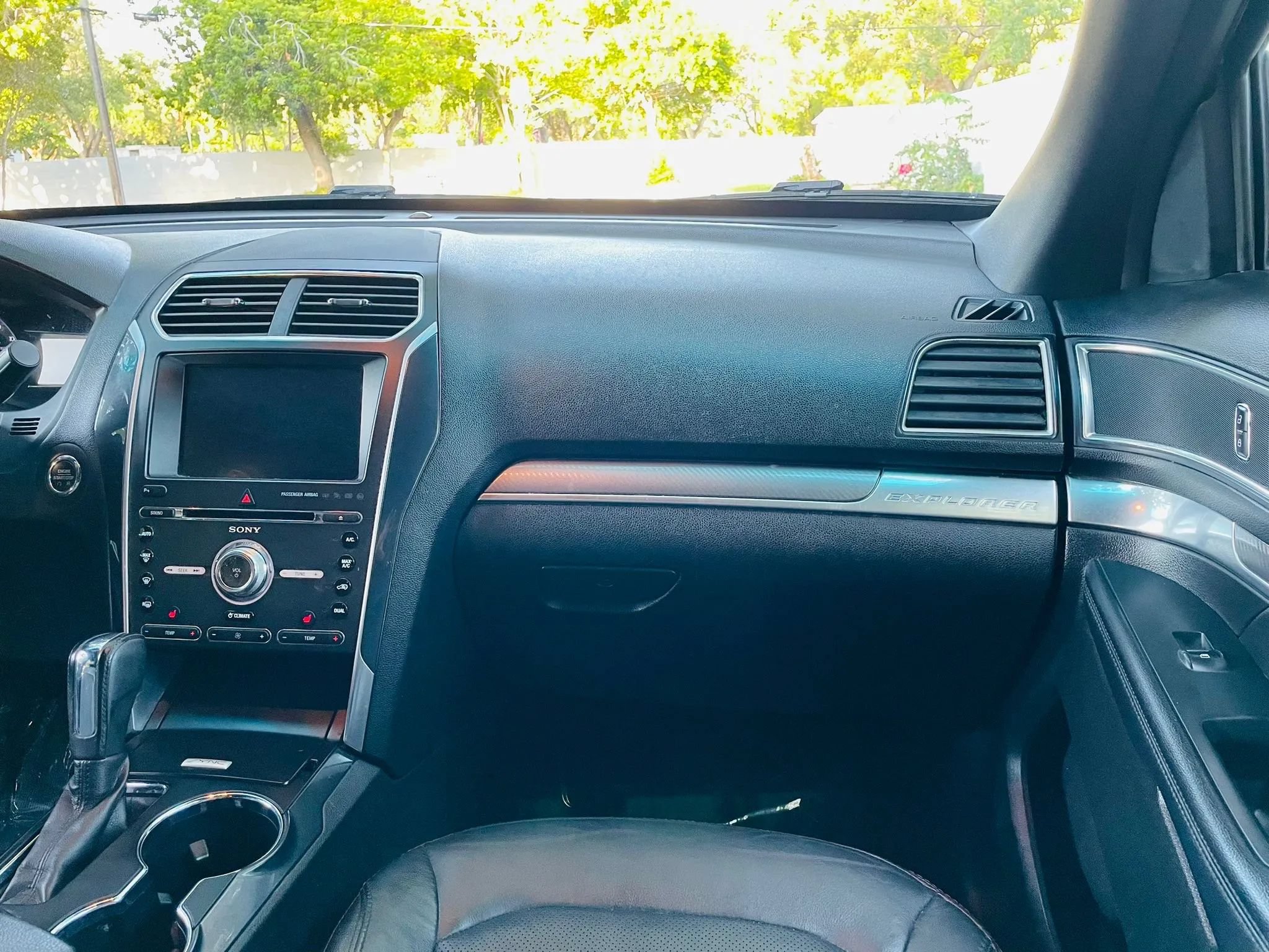 Used 2018 Ford Explorer Sport AWD/4WD image 13