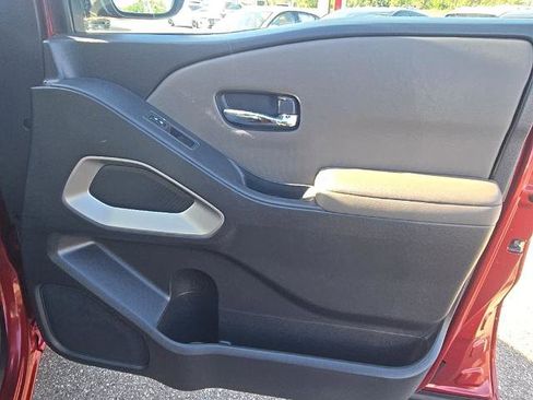 Certified 2022 Nissan Frontier SV w/ Technology Package image 28