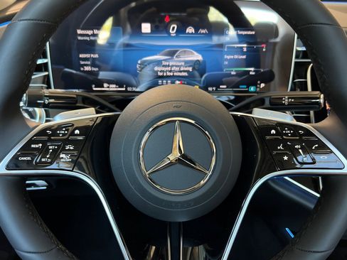 New 2025 Mercedes-Benz E 350 4MATIC Sedan image 27