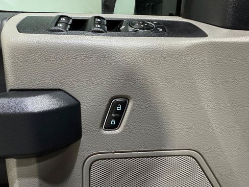 Used 2022 Ford F250 XL w/ Power Equipment Group AWD/4WD image 30