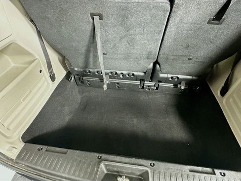 Certified 2019 Dodge Grand Caravan SXT image 30