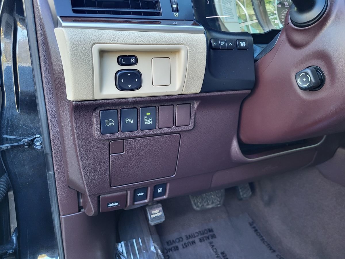 Used 2017 Lexus ES 350 FWD image 29