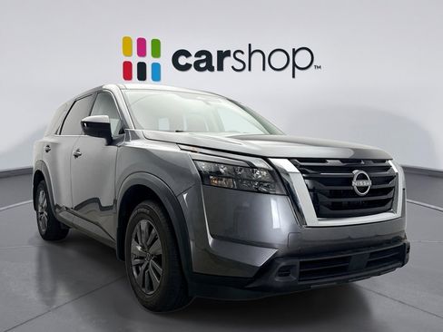 Used 2024 Nissan Pathfinder S image 7
