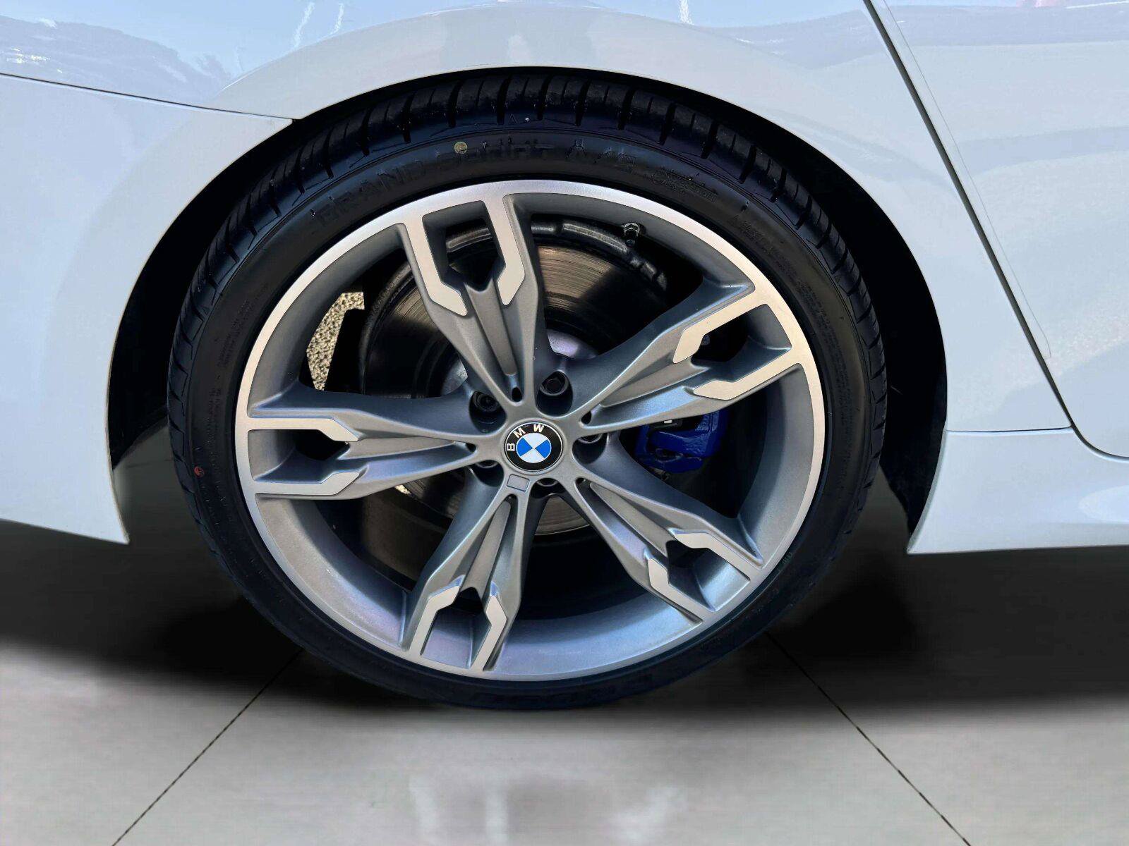 Used 2019 BMW M550i xDrive AWD/4WD image 54