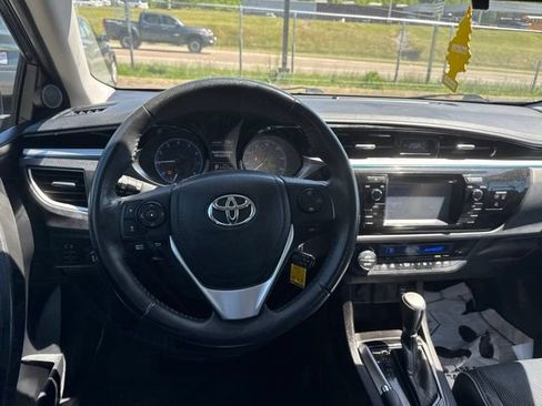 Used 2016 Toyota Corolla S FWD image 12