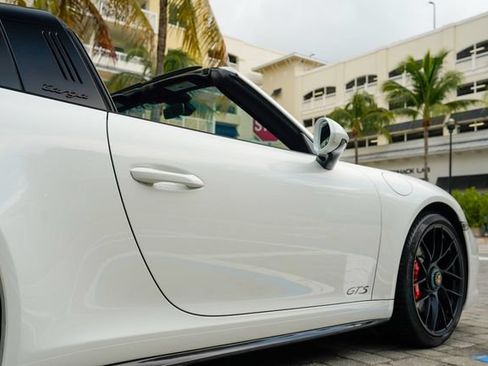 Used 2018 Porsche 911 Targa 4 GTS AWD/4WD image 29