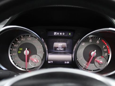 Used 2014 Mercedes-Benz SLK 250 image 18