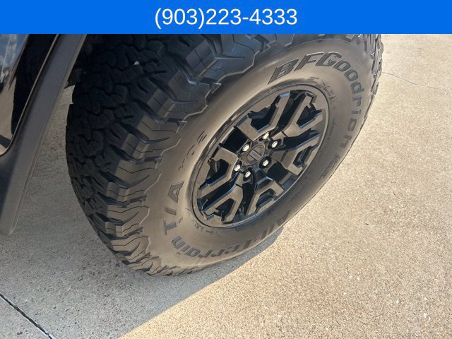 Used 2024 Ford Bronco Raptor w/ Interior Carbon Fiber Pack 6 AWD/4WD image 16
